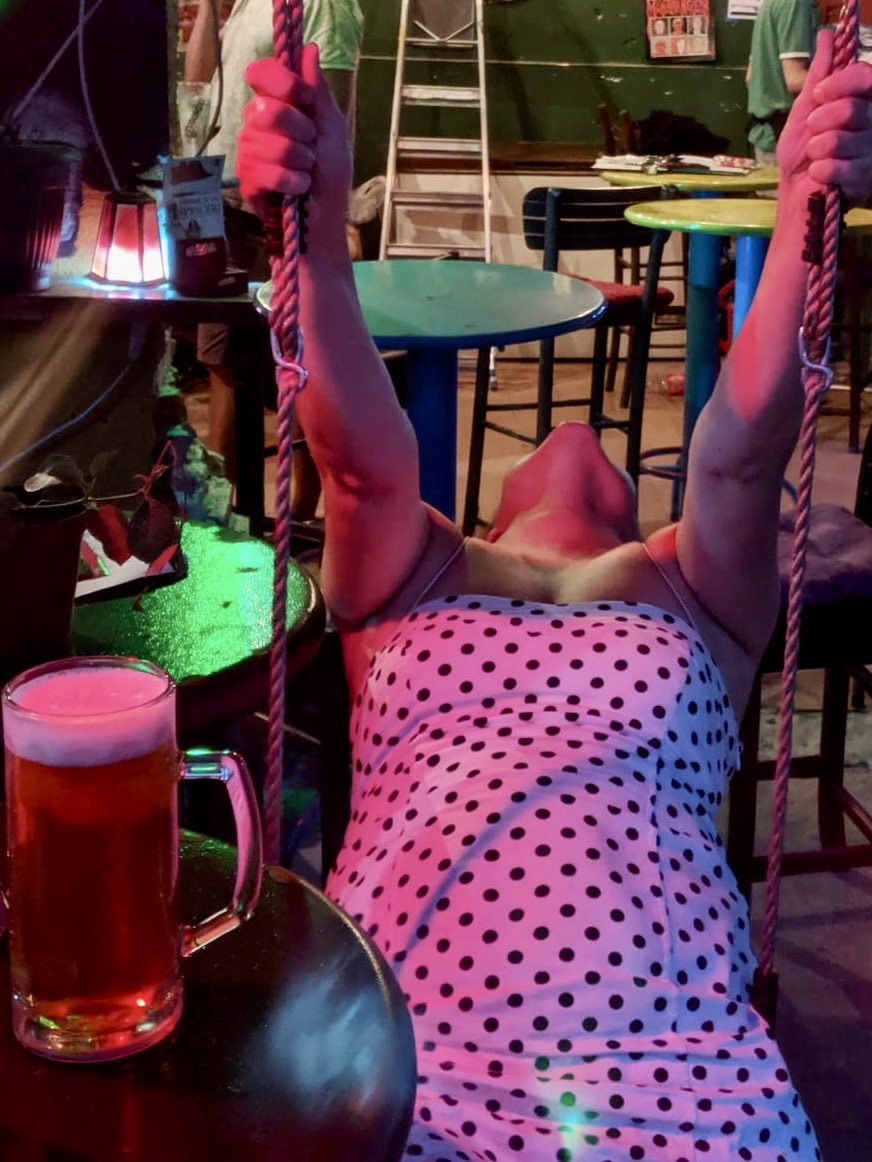 visit belgrade - Nell on a swing in a bar